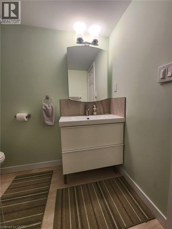 29 COLLIER Crescent, Hamilton, Ontario, L9C3S7 — Photo 8