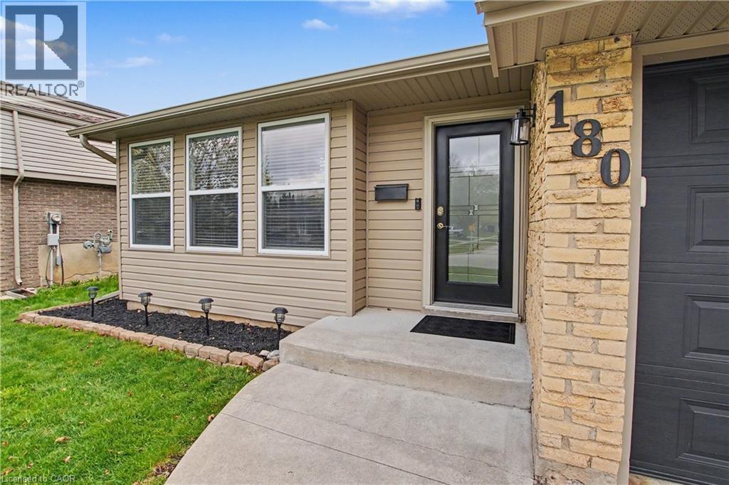 180 SUNSET Boulevard, Cambridge, Ontario, N1S4L2 — Photo 5