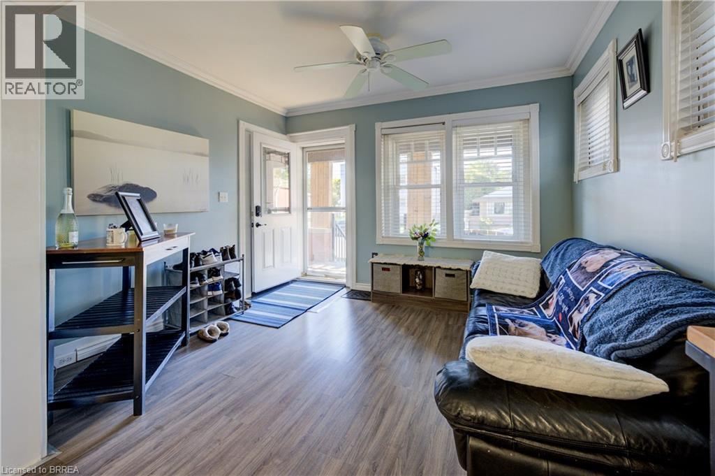 88 WALNUT Street, Brantford, Ontario, N3T1H4 — Photo 7