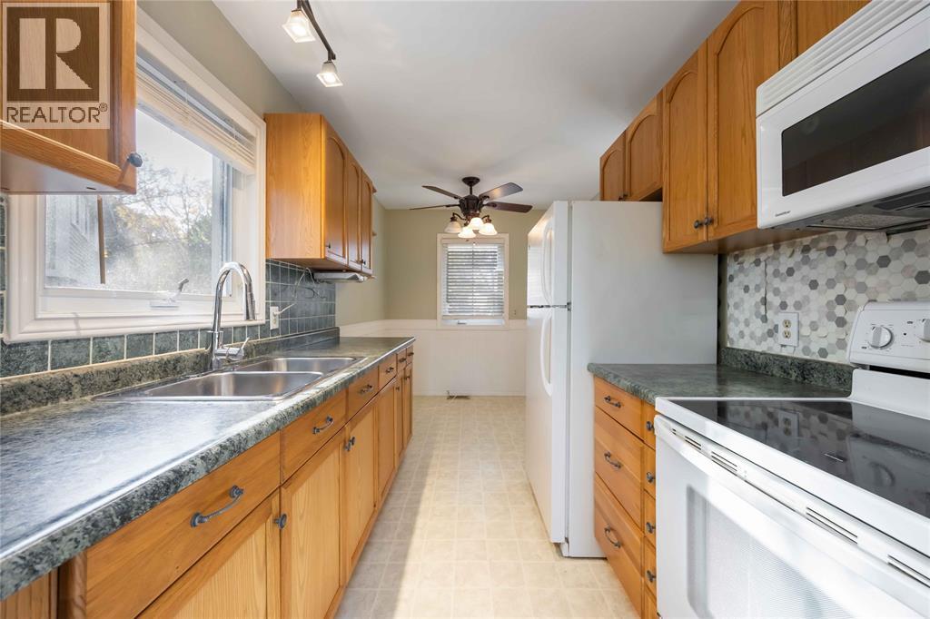 124 FAIRVIEW PLACE, Sarnia, Ontario, N7S4E1 — Photo 14
