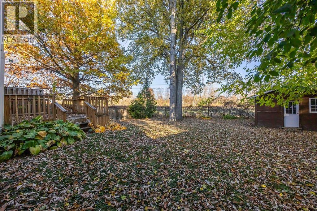 124 FAIRVIEW PLACE, Sarnia, Ontario, N7S4E1 — Photo 4