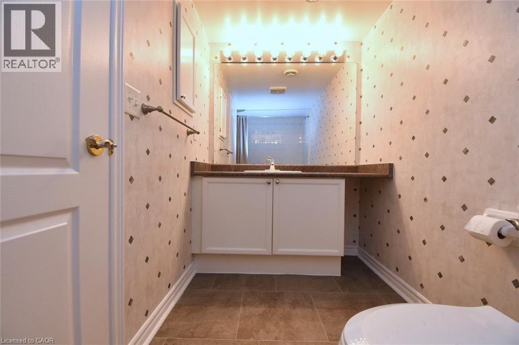 600 SILVERBIRCH Boulevard Unit# 102, Hamilton, Ontario, L0R1W0 — Photo 14