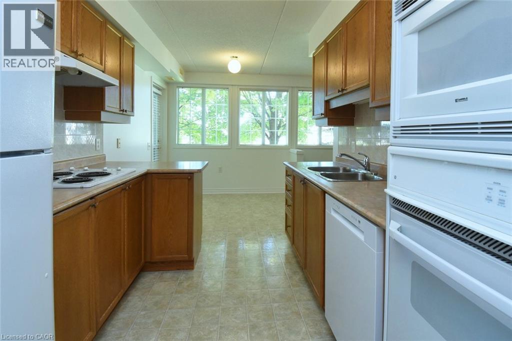 600 SILVERBIRCH Boulevard Unit# 102, Hamilton, Ontario, L0R1W0 — Photo 19