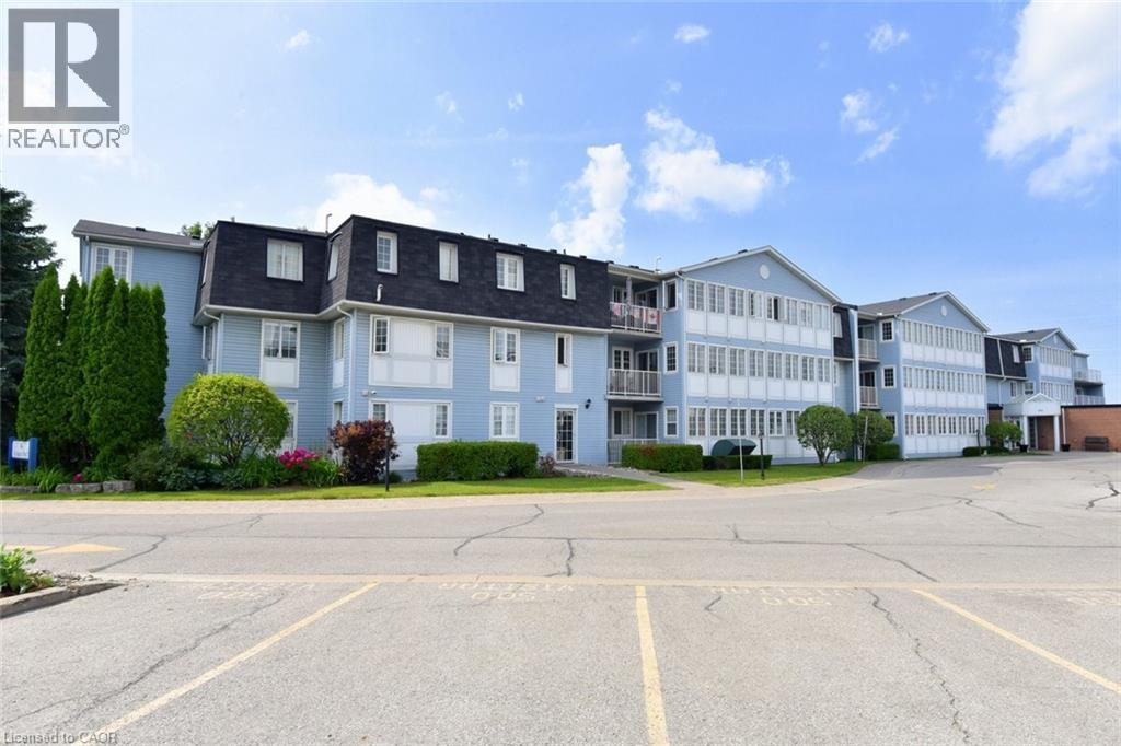 600 SILVERBIRCH Boulevard Unit# 102, Hamilton, Ontario, L0R1W0 — Photo 2