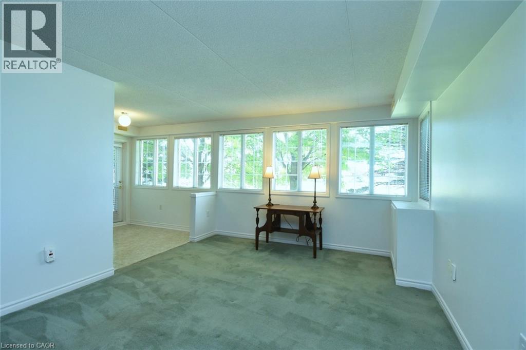 600 SILVERBIRCH Boulevard Unit# 102, Hamilton, Ontario, L0R1W0 — Photo 5