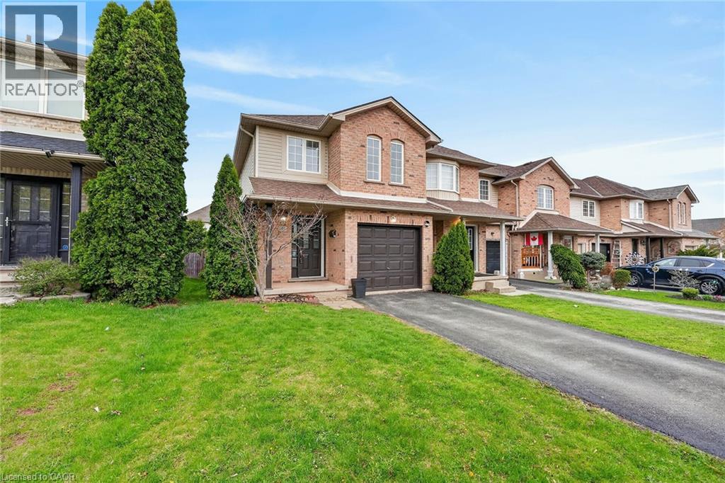 41 KENYON Crescent, Grimsby, Ontario, L3M5P3 — Photo 2