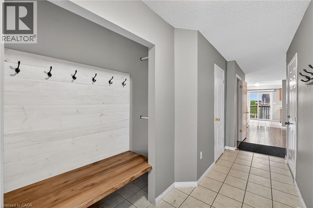 41 KENYON Crescent, Grimsby, Ontario, L3M5P3 — Photo 6