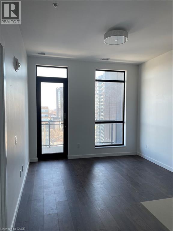 181 KING Street S Unit# 1504, Waterloo, Ontario, N2J1P5 — Photo 3