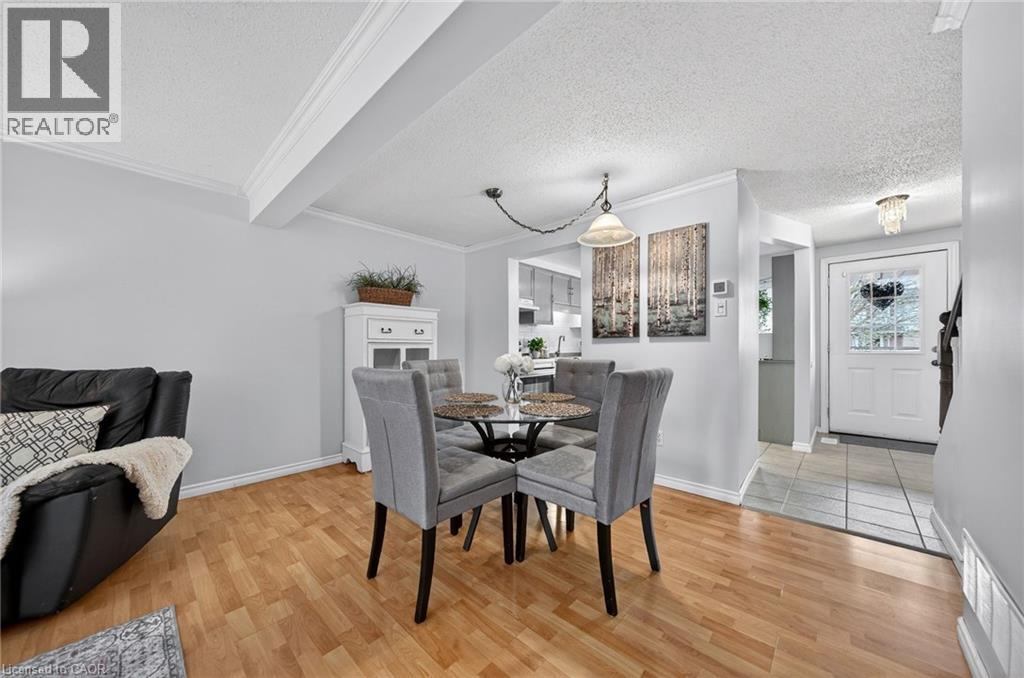 111 CONNELLY Drive, Kitchener, Ontario, N2N2T9 — Photo 13