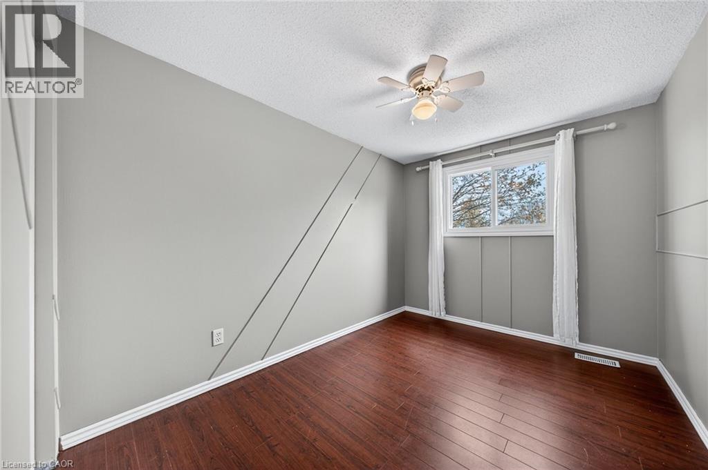 111 CONNELLY Drive, Kitchener, Ontario, N2N2T9 — Photo 23