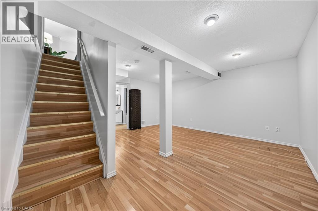 111 CONNELLY Drive, Kitchener, Ontario, N2N2T9 — Photo 26