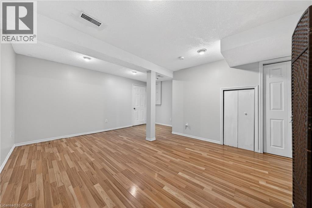 111 CONNELLY Drive, Kitchener, Ontario, N2N2T9 — Photo 28