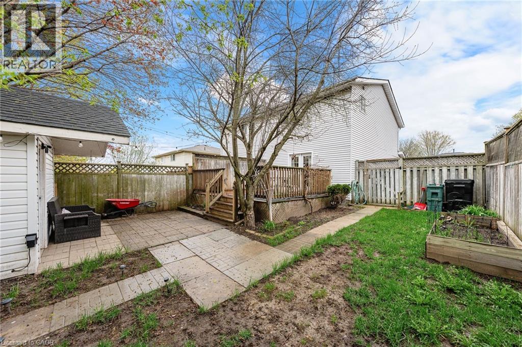 111 CONNELLY Drive, Kitchener, Ontario, N2N2T9 — Photo 36