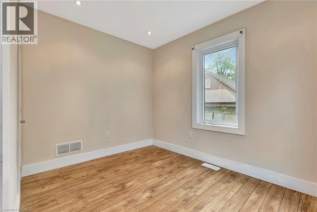 121 KING Street E, Stoney Creek, Ontario, L8G1L2 — Photo 17