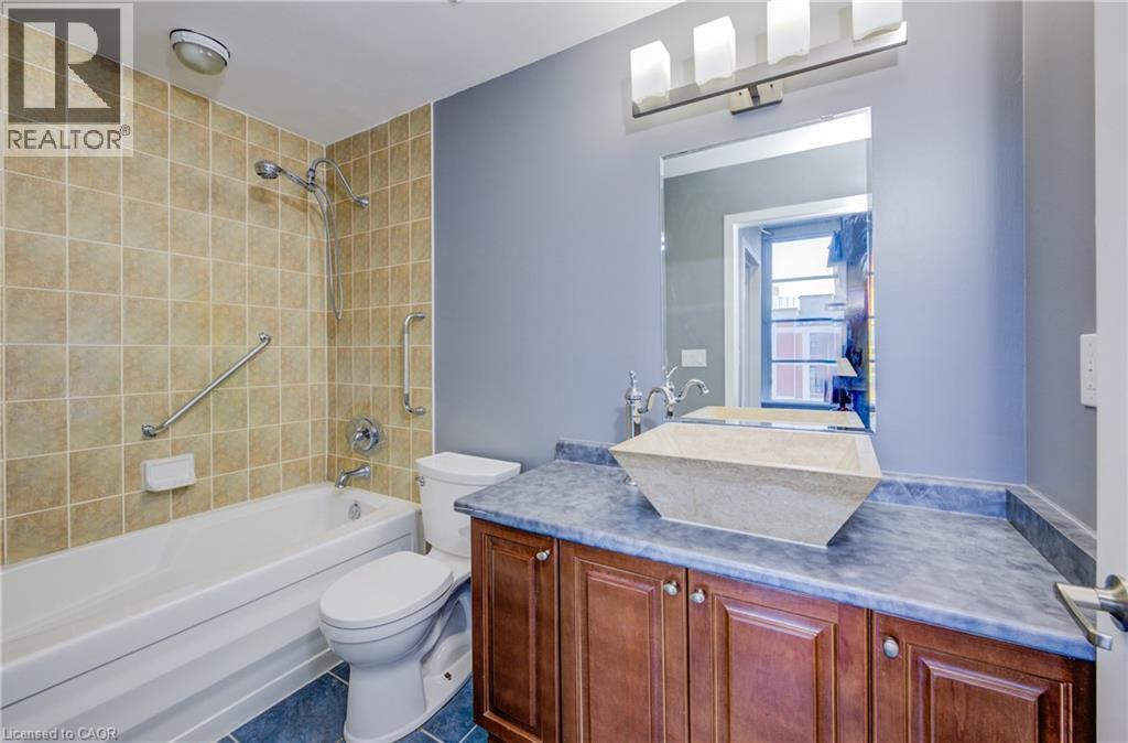 404 KING Street W Unit# 526, Kitchener, Ontario, N2G4Z9 — Photo 11
