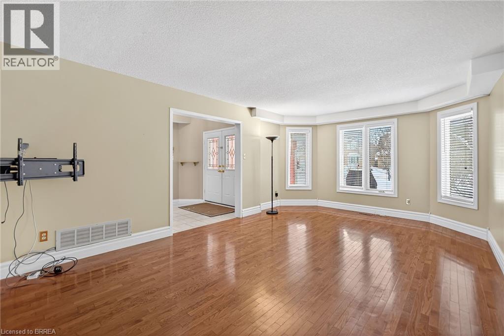 223 GLENVALLEY Drive, Cambridge, Ontario, N1T1R3 — Photo 12
