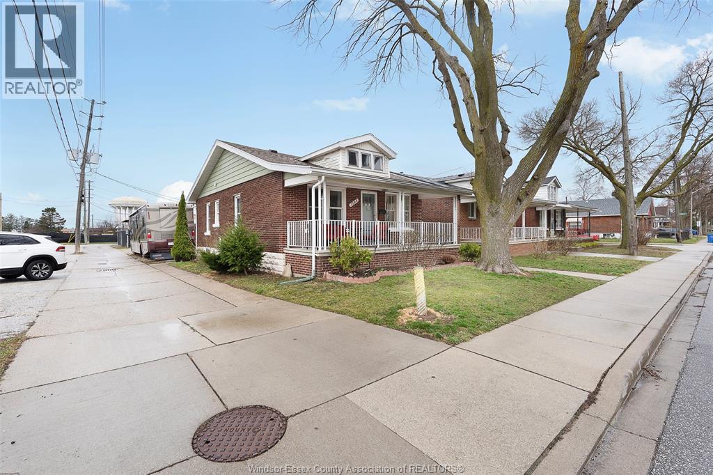 1588 MARENTETTE AVENUE, Windsor, Ontario, N8X4E3 — Photo 2