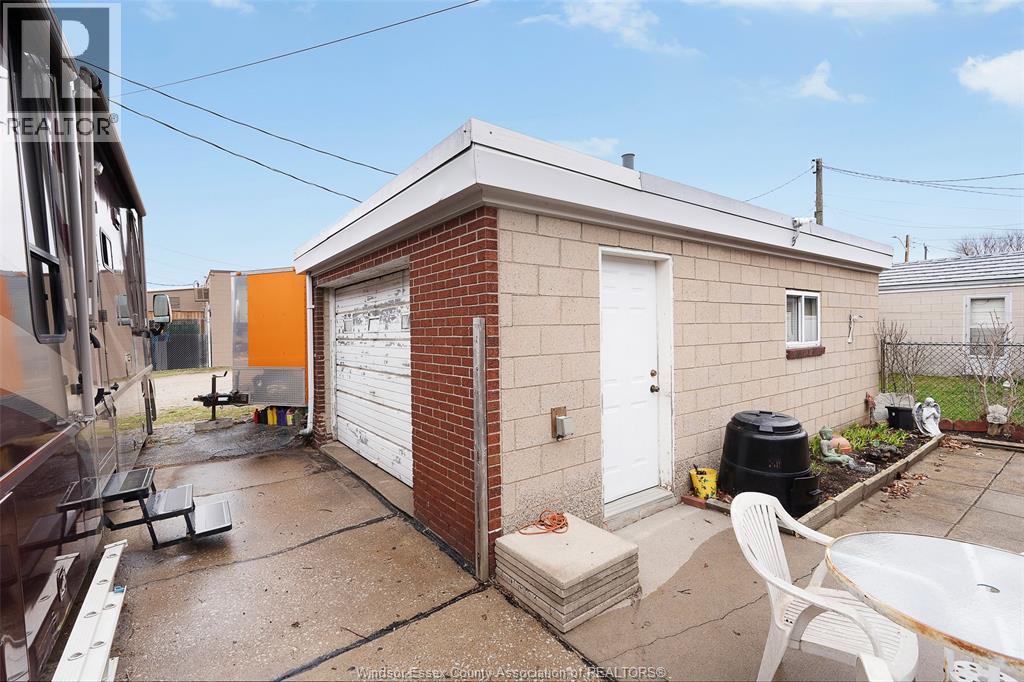 1588 MARENTETTE AVENUE, Windsor, Ontario, N8X4E3 — Photo 8