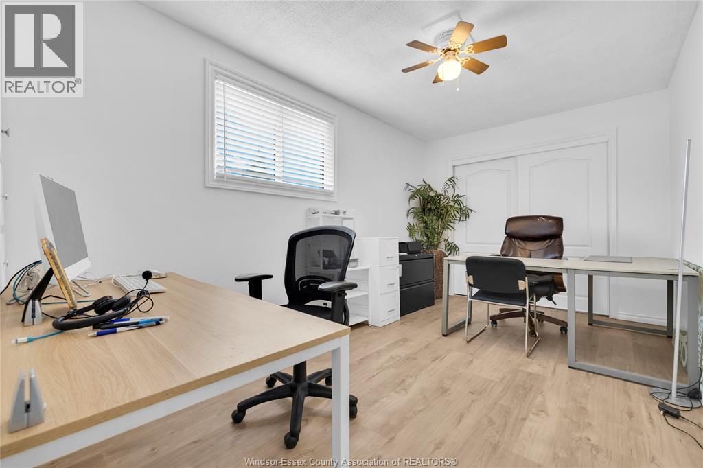 9572 TECUMSEH ROAD, Windsor, Ontario, N8R1A2 — Photo 26