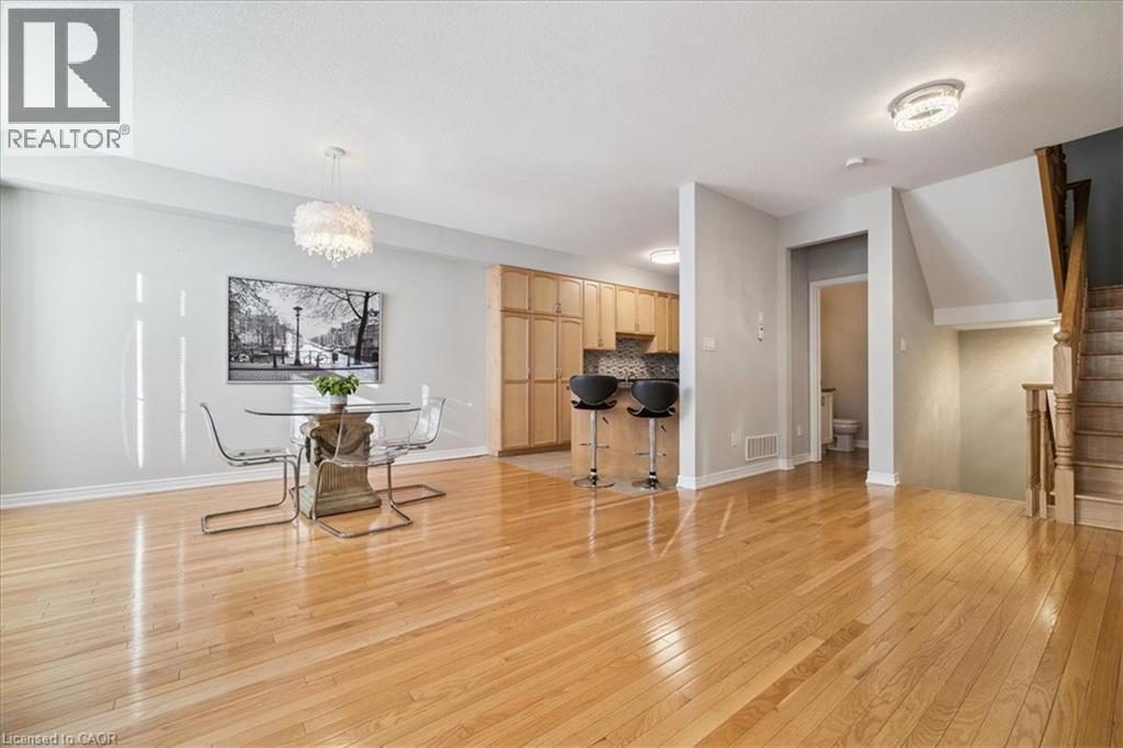 181 PLAINS Road W Unit# 36, Burlington, Ontario, L7T0B1 — Photo 17