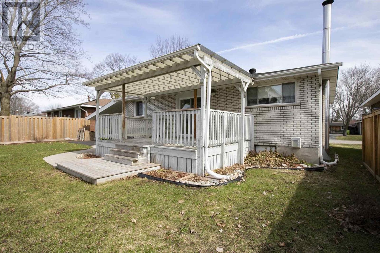 86 Joel CT, Sault Ste. Marie, Ontario, P6A5S4 — Photo 11