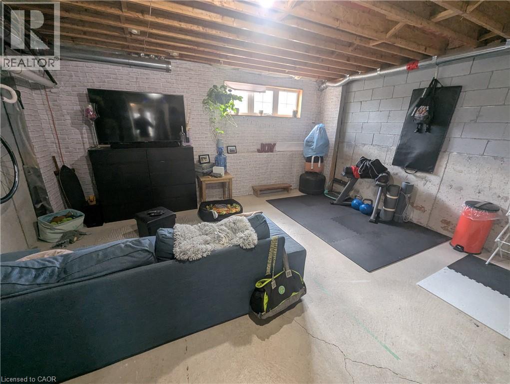 2307 SUTTON Drive, Burlington, Ontario, L7L6Z3 — Photo 18