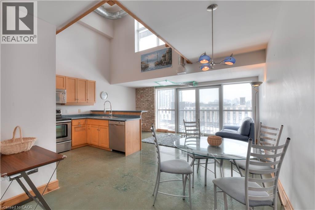 3 FATHER DAVID BAUER Drive Unit# 305, Waterloo, Ontario, N2L6M1 — Photo 17