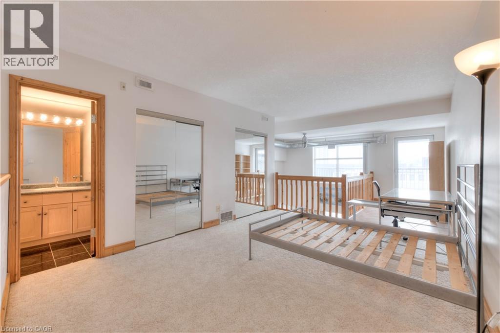 3 FATHER DAVID BAUER Drive Unit# 305, Waterloo, Ontario, N2L6M1 — Photo 29