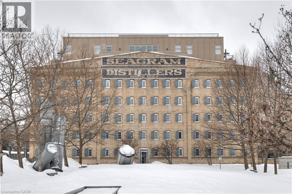 3 FATHER DAVID BAUER Drive Unit# 305, Waterloo, Ontario, N2L6M1 — Photo 41