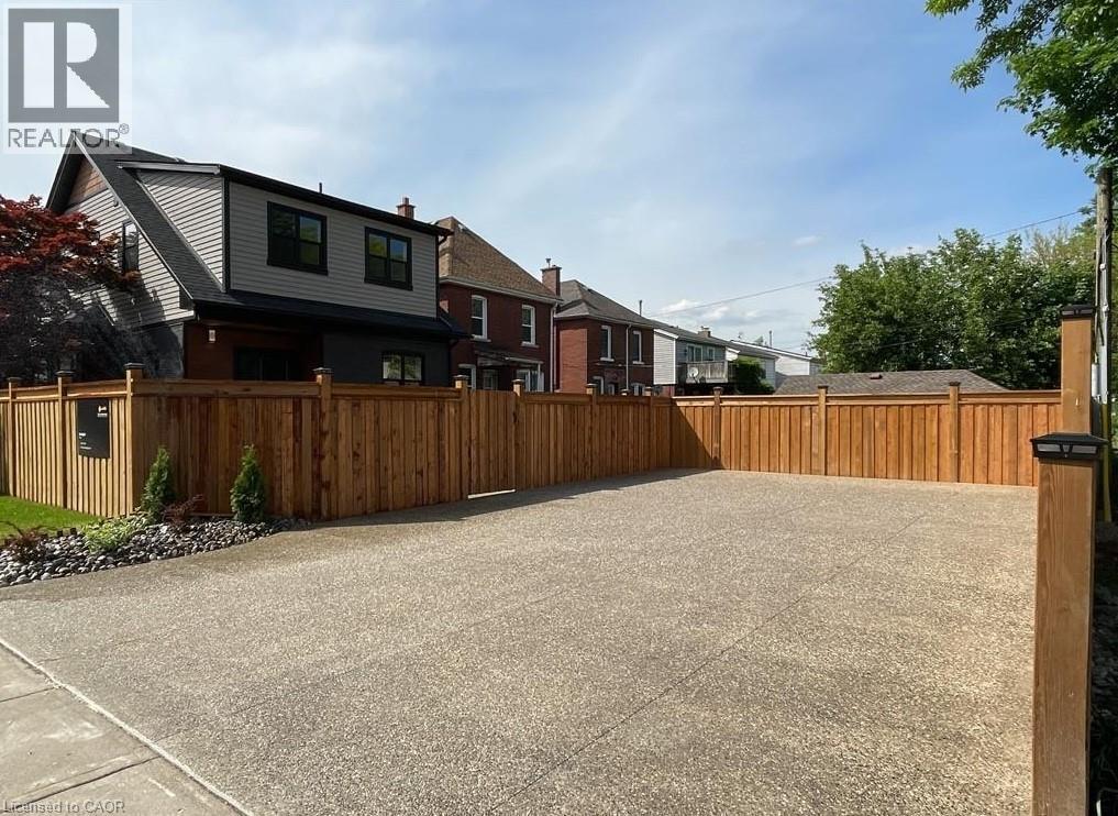58 ROSSLYN Avenue N Unit# Upper, Hamilton, Ontario, L8L7P4 — Photo 12