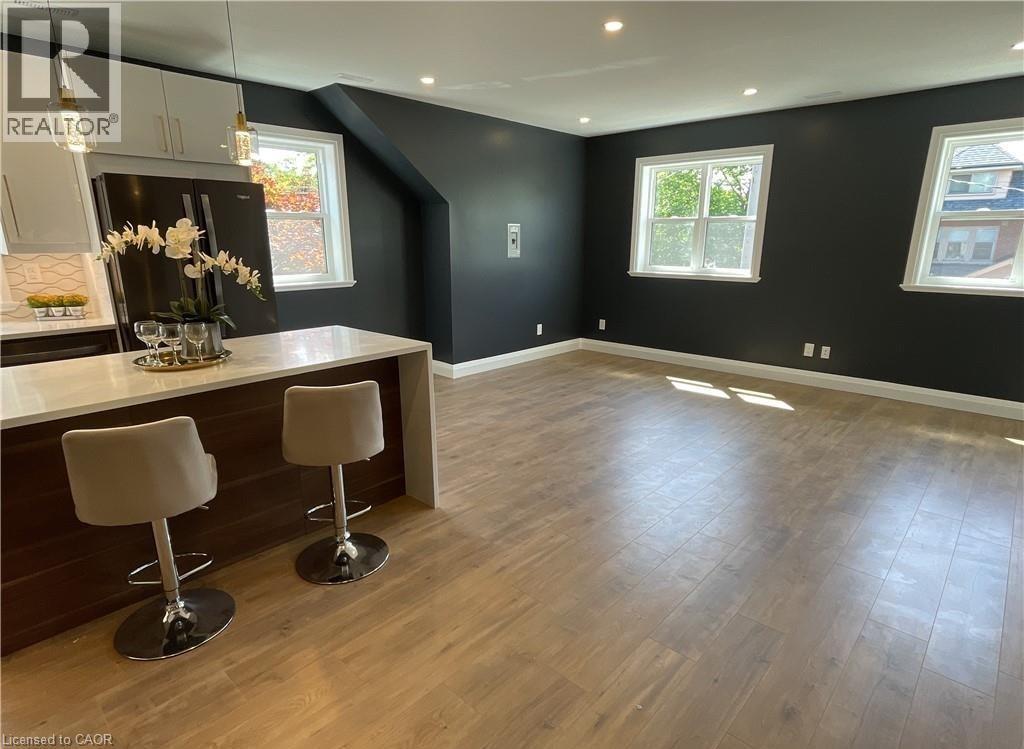 58 ROSSLYN Avenue N Unit# Upper, Hamilton, Ontario, L8L7P4 — Photo 8