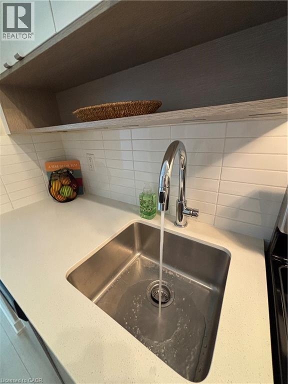 1119 COOKE Boulevard Unit# B121, Burlington, Ontario, L7T0C7 — Photo 12
