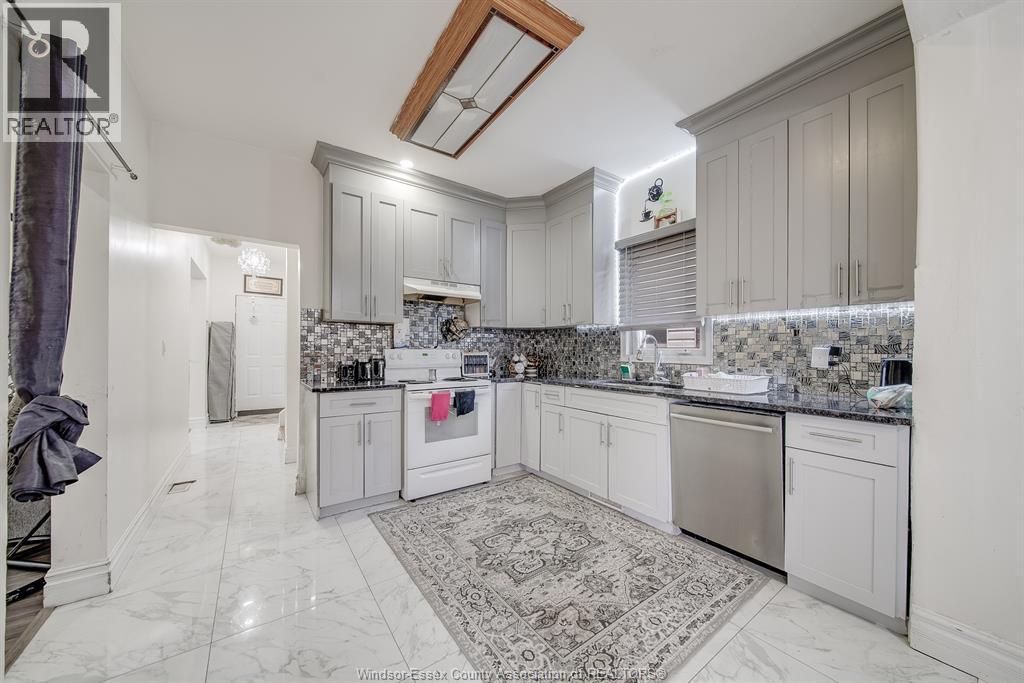 748 MOY, Windsor, Ontario, N9A2N6 — Photo 11