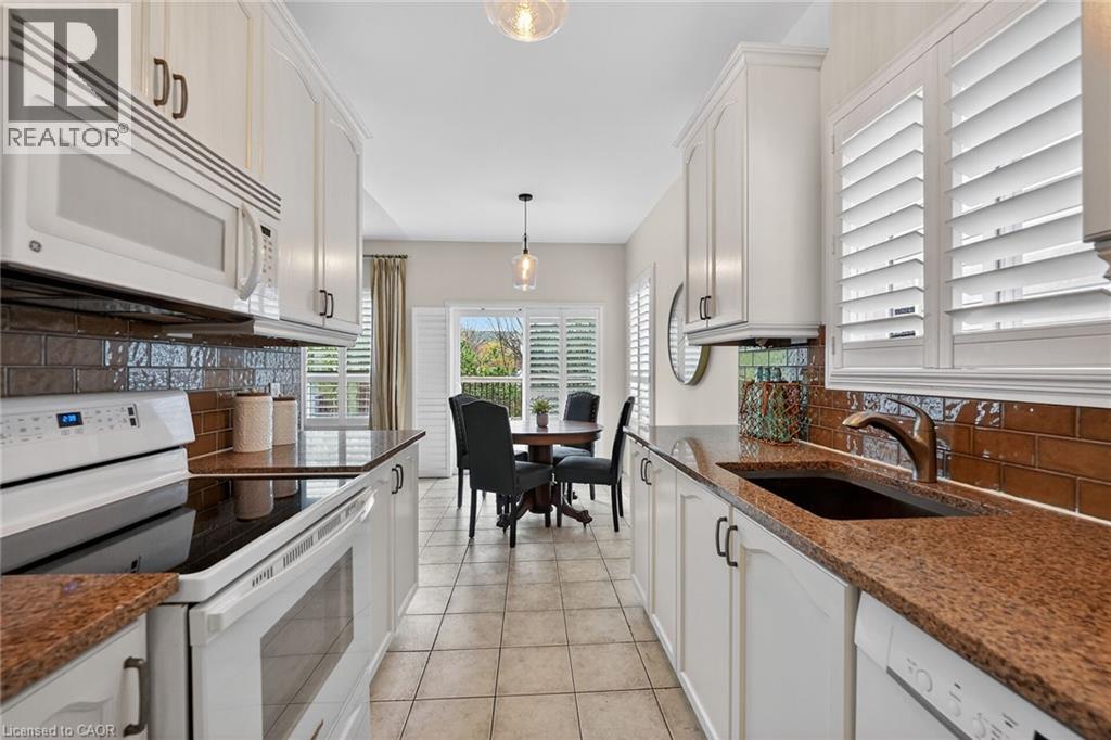 83 MORRISON Crescent, Grimsby, Ontario, L3M5K5 — Photo 10