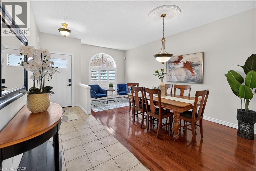 83 MORRISON Crescent, Grimsby, Ontario, L3M5K5 — Photo 3