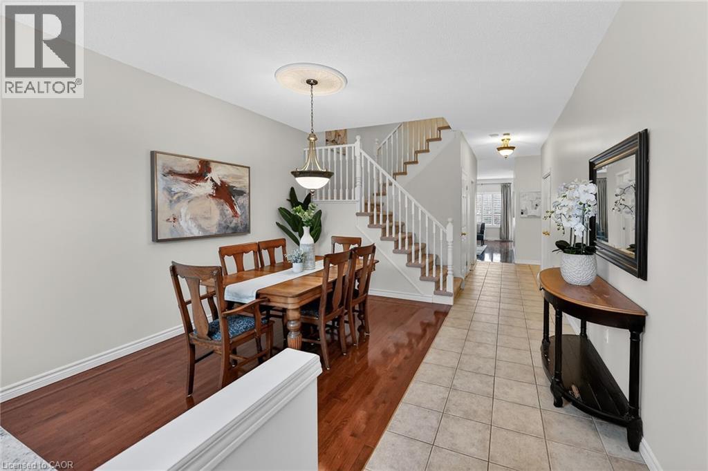 83 MORRISON Crescent, Grimsby, Ontario, L3M5K5 — Photo 4