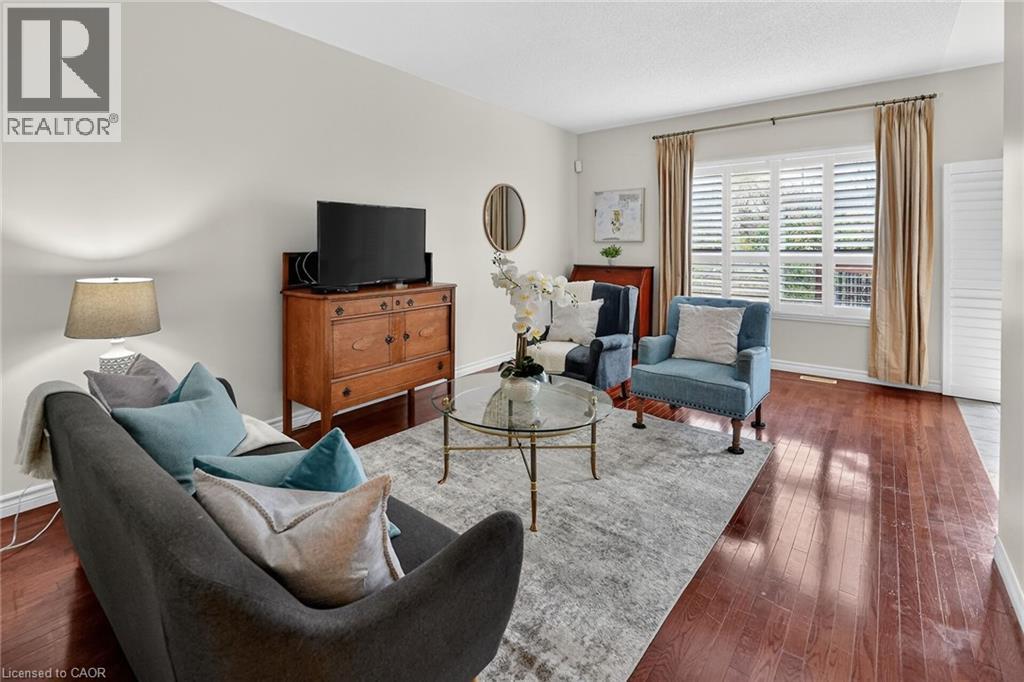 83 MORRISON Crescent, Grimsby, Ontario, L3M5K5 — Photo 5