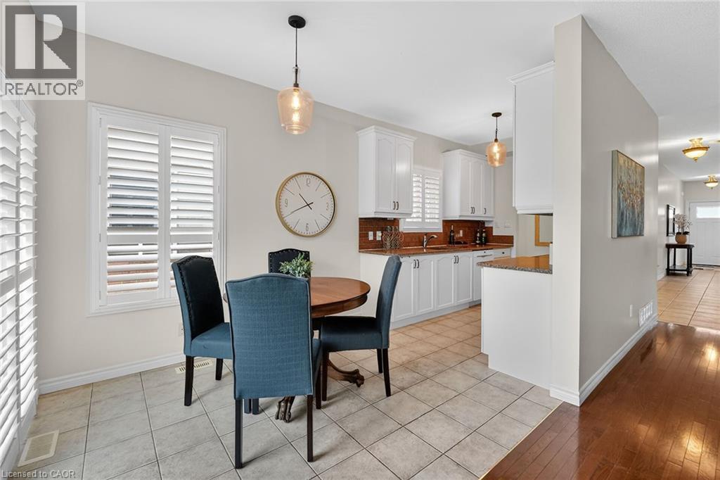 83 MORRISON Crescent, Grimsby, Ontario, L3M5K5 — Photo 7