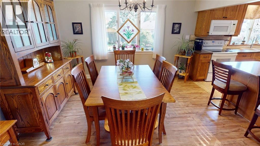 16 DALEVIEW Crescent, Fonthill, Ontario, L0S1E0 — Photo 10