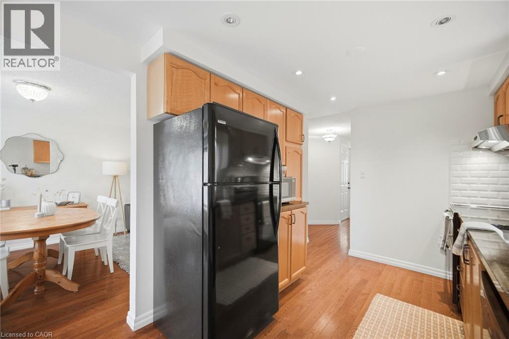 232 AUBURN Drive, Waterloo, Ontario, N2K3T3 — Photo 18