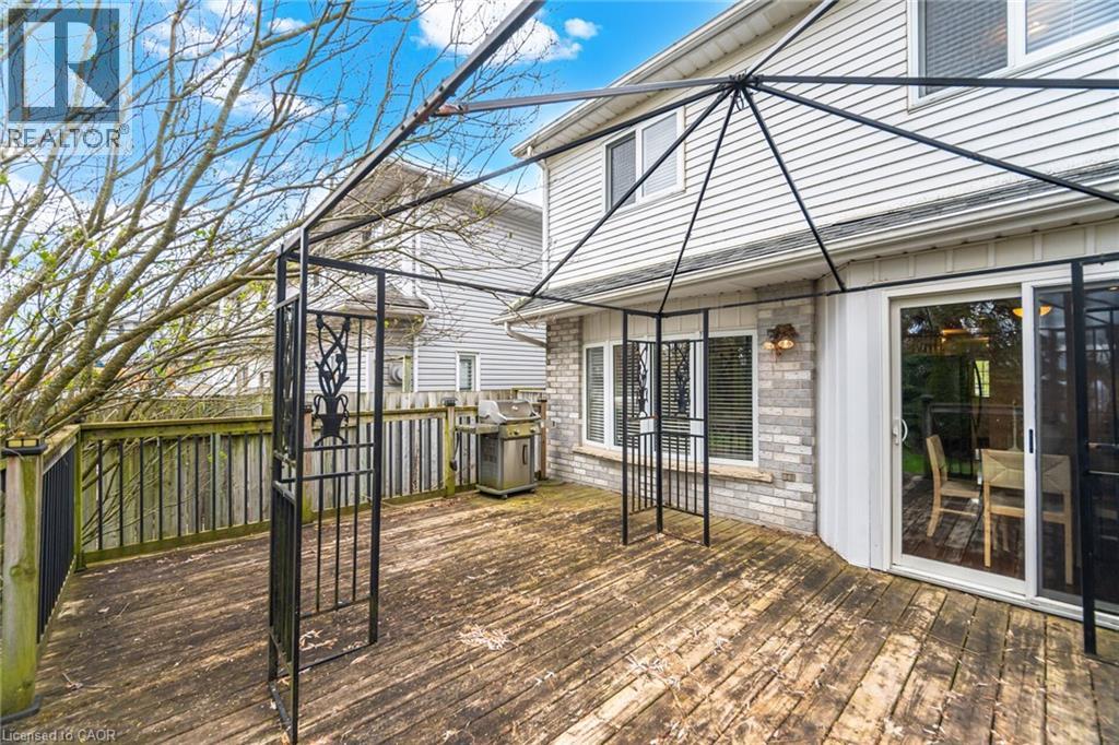 232 AUBURN Drive, Waterloo, Ontario, N2K3T3 — Photo 43