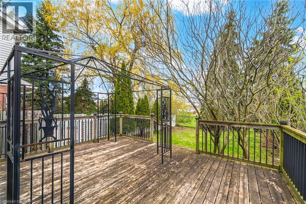 232 AUBURN Drive, Waterloo, Ontario, N2K3T3 — Photo 44