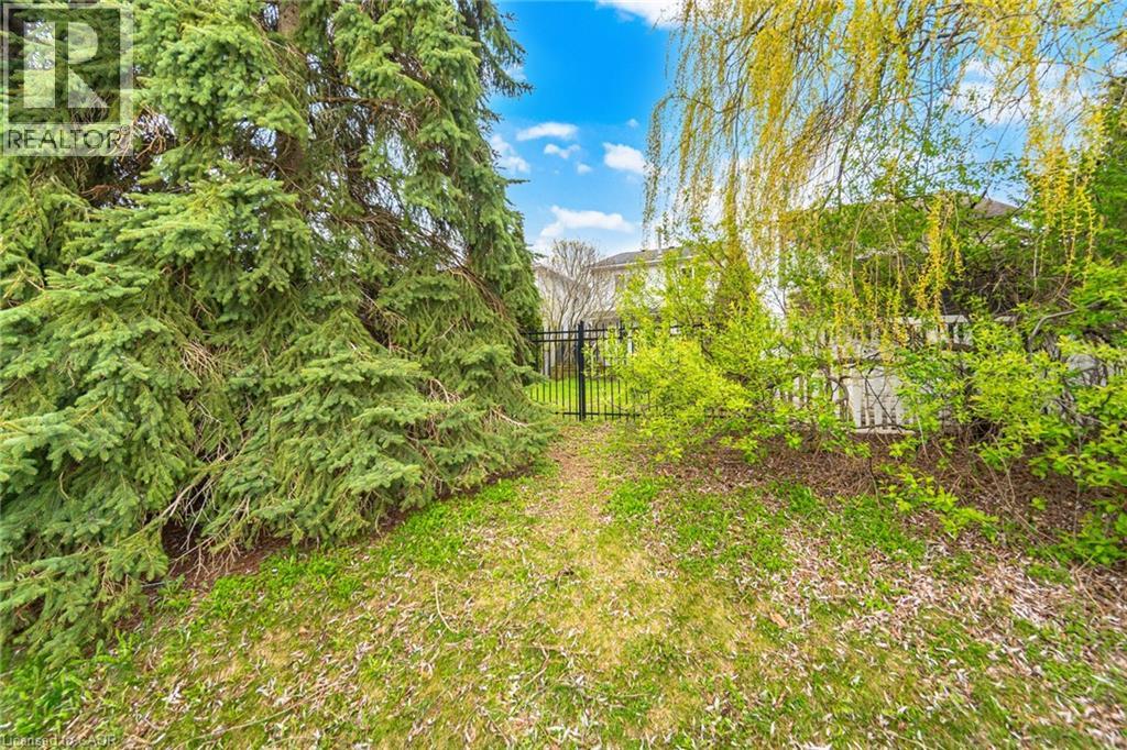232 AUBURN Drive, Waterloo, Ontario, N2K3T3 — Photo 49