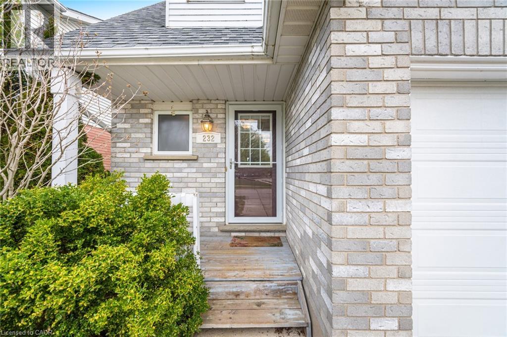 232 AUBURN Drive, Waterloo, Ontario, N2K3T3 — Photo 5