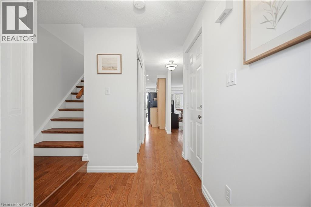 232 AUBURN Drive, Waterloo, Ontario, N2K3T3 — Photo 7