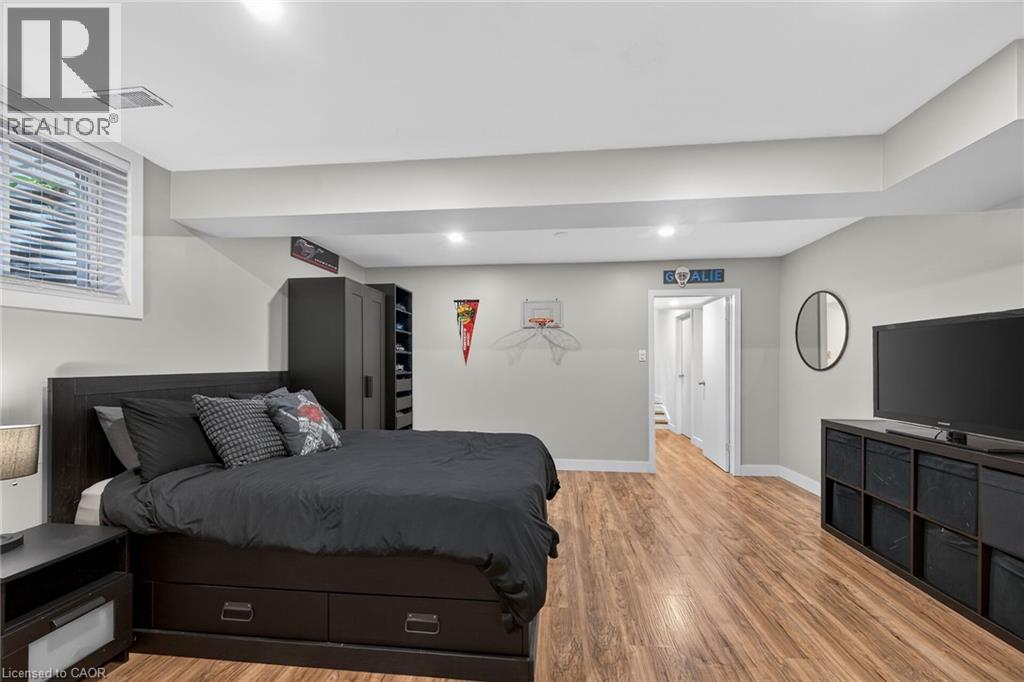 55 HORIZON Court, Hamilton, Ontario, L9B1W9 — Photo 32
