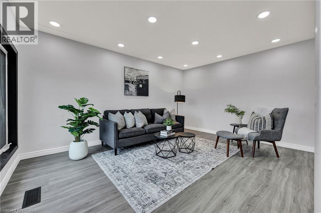 246 HILLCREST Road, Cambridge, Ontario, N3H1B2 — Photo 9