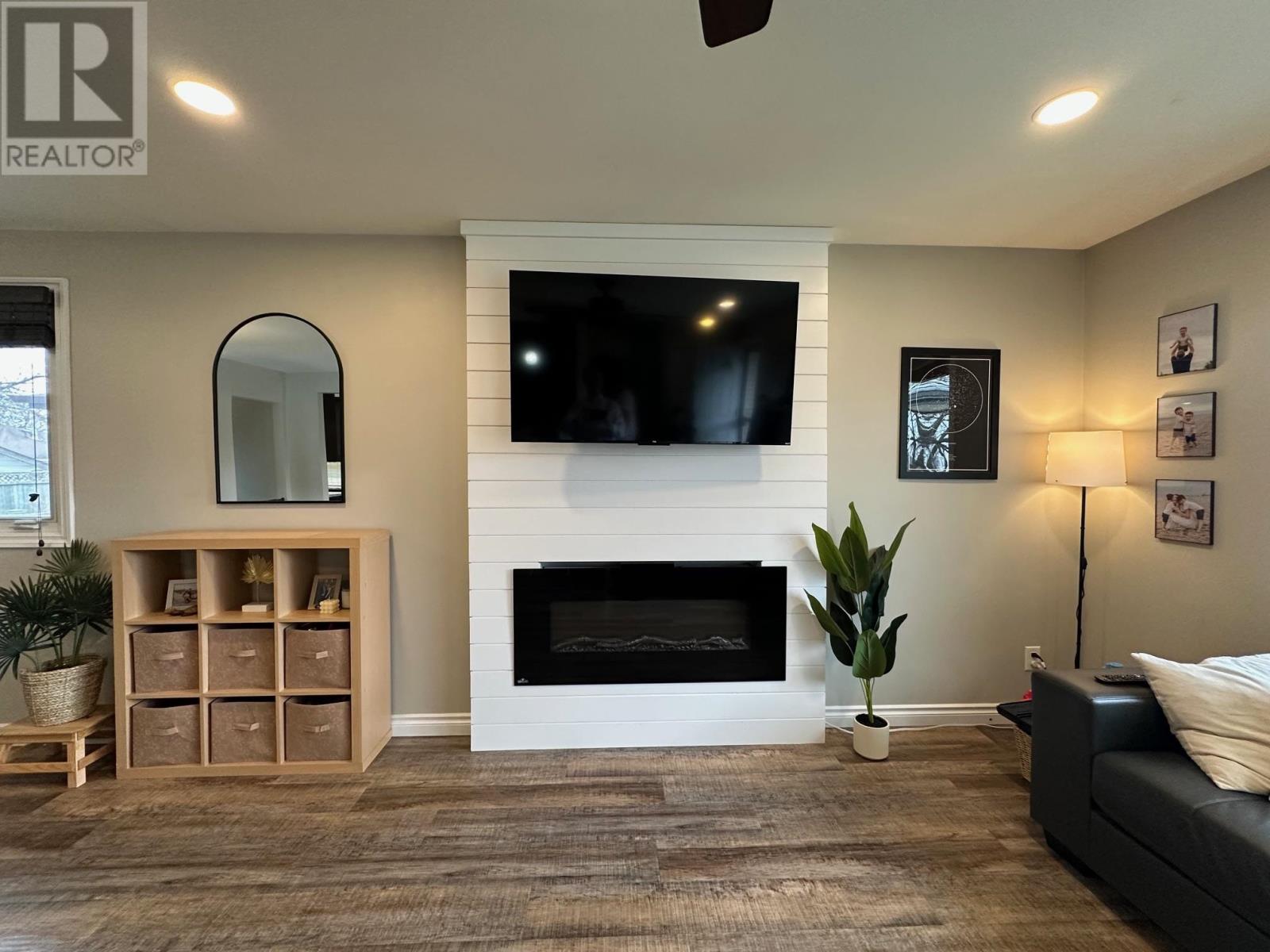 537 Parkway DR, Thunder Bay, Ontario, P7C5C9 — Photo 13