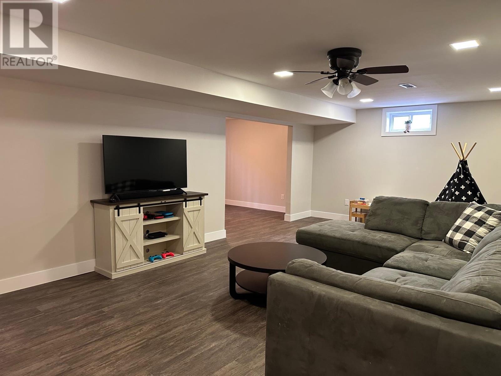 537 Parkway DR, Thunder Bay, Ontario, P7C5C9 — Photo 21