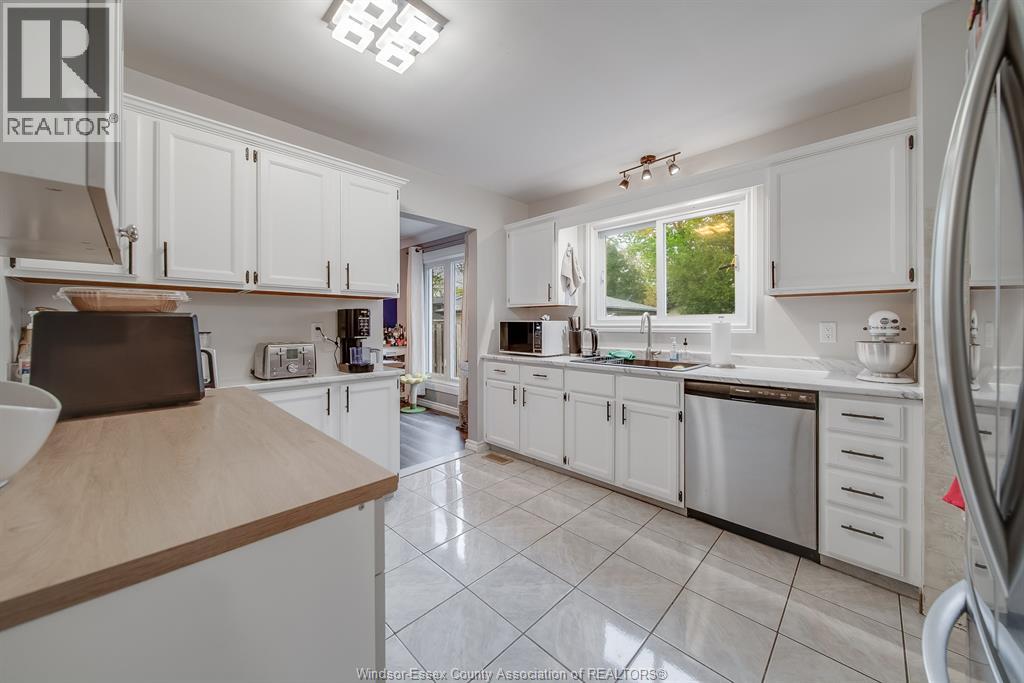 4049 WHITNEY AVENUE, Windsor, Ontario, N9C2C7 — Photo 20